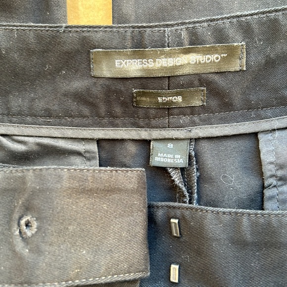 Express Design Studio Bilt-in Belt Short Zipper BLACK PANTS Size 8 - Picture 13 of 13